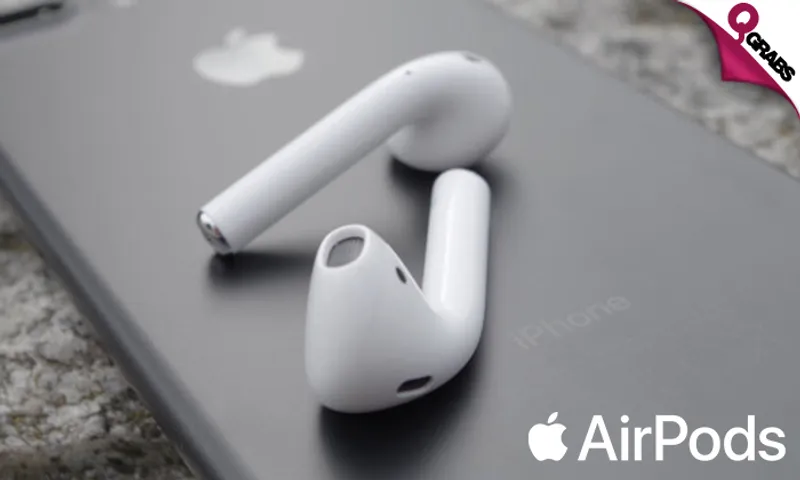 Apple Wireless AirPods with Charging Case!